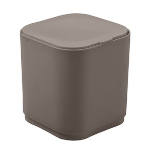 Кошове за отпадъци и пепелници