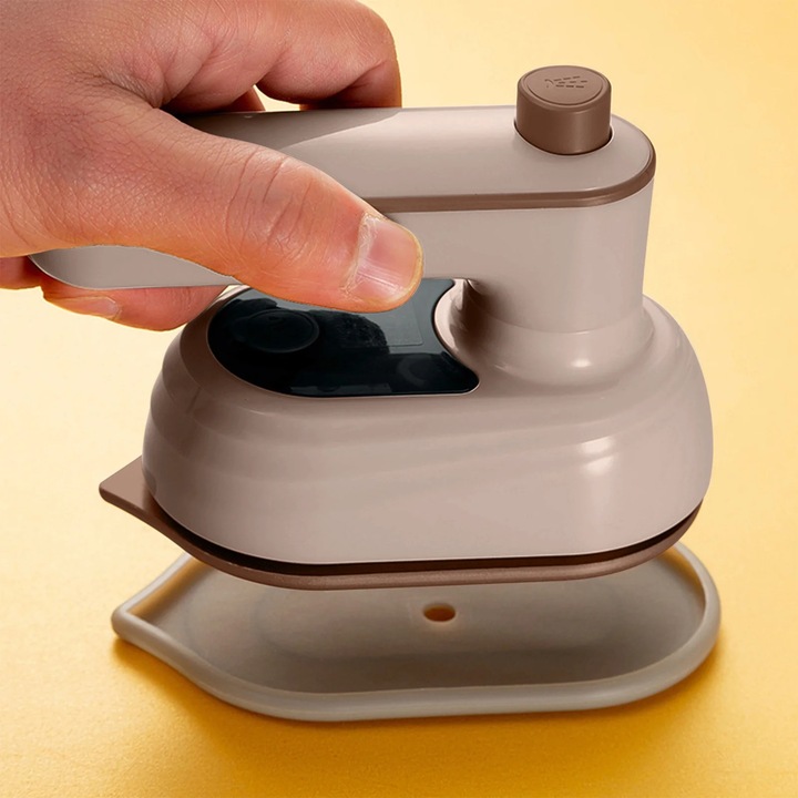 Fier de calcat portabil, mini, 180° rotativ, abur, capacitate 50ml, multicolor, 11.5x8.4x6.2cm