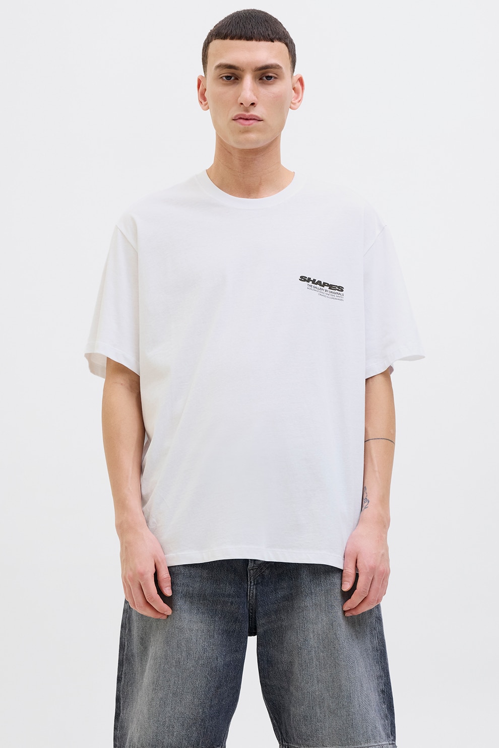Jack & Jones, Tricou cu decolteu la baza gatului si imprimeu pe partea din spate, Alb, Negru, Portocaliu mandarina, XL