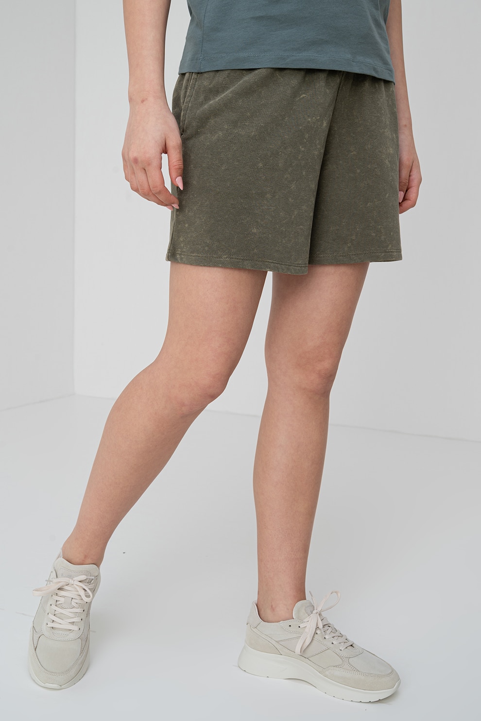 Only, Pantaloni scurti cu snur si buzunare laterale, verde militar prafuit, M