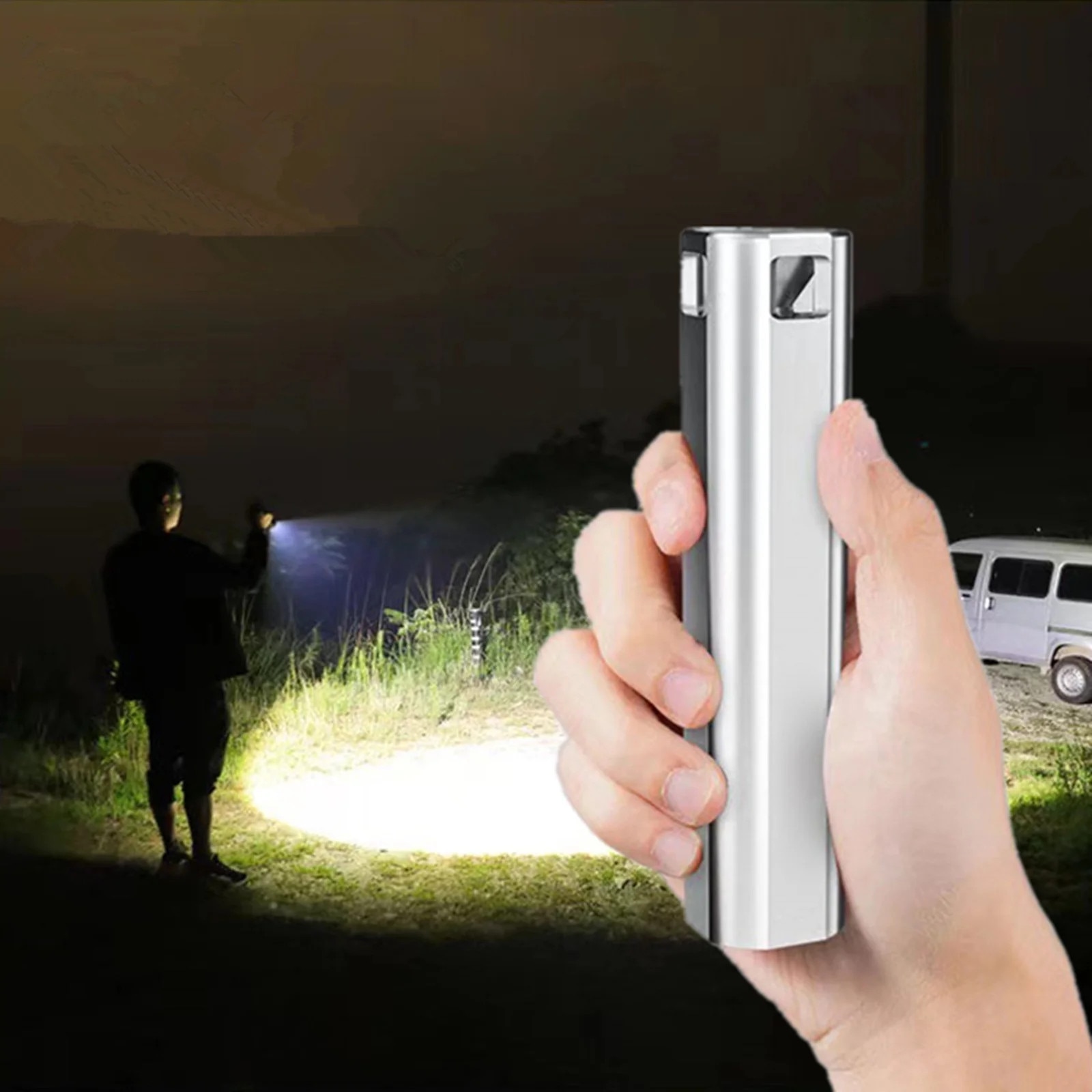 Lanterna LED reincarcabila YANYXR, compacta, zoomabila, argintie