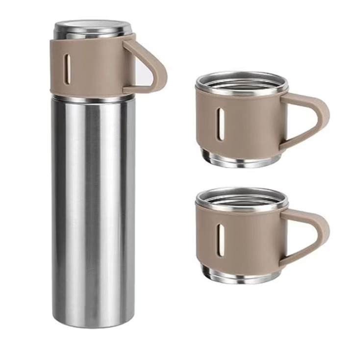 Termos cu Interior din Inox, 500 ml, Perete Dublu, Set cu 3 Cani Extra, Inchidere Ermetica, Rezistent la Rugina si Scurgeri, Bej