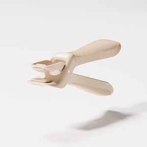 Polonice, linguri si clesti de bucatarie