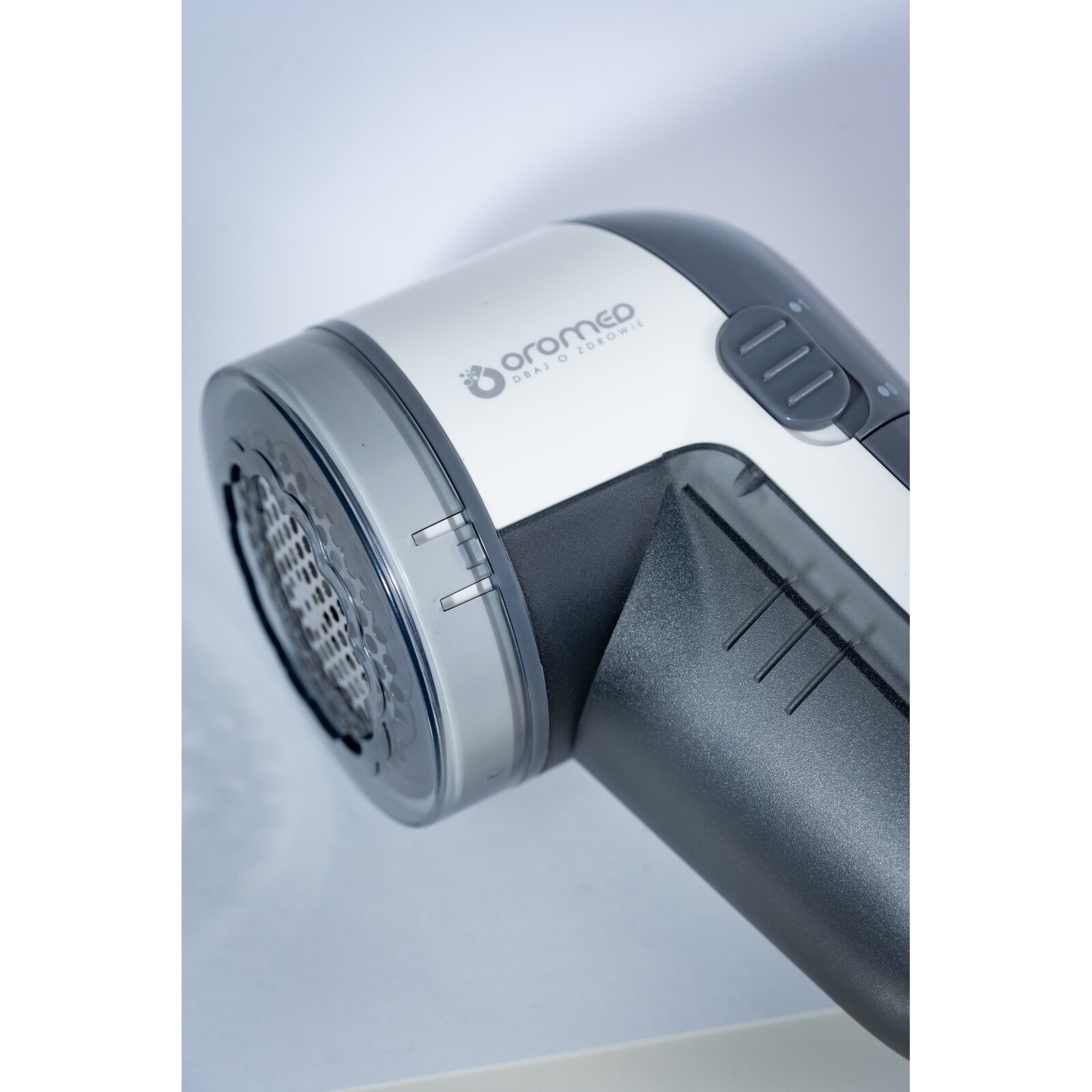 Aparat electric pentru tesaturi OROMED ORO-SHAVER, 3W, design compact, gri