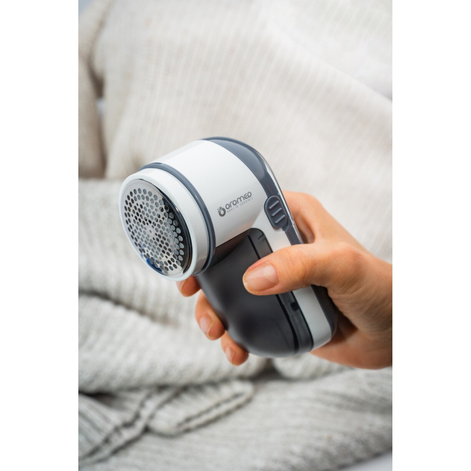 Aparat electric pentru tesaturi OROMED ORO-SHAVER, 3W, design compact, gri