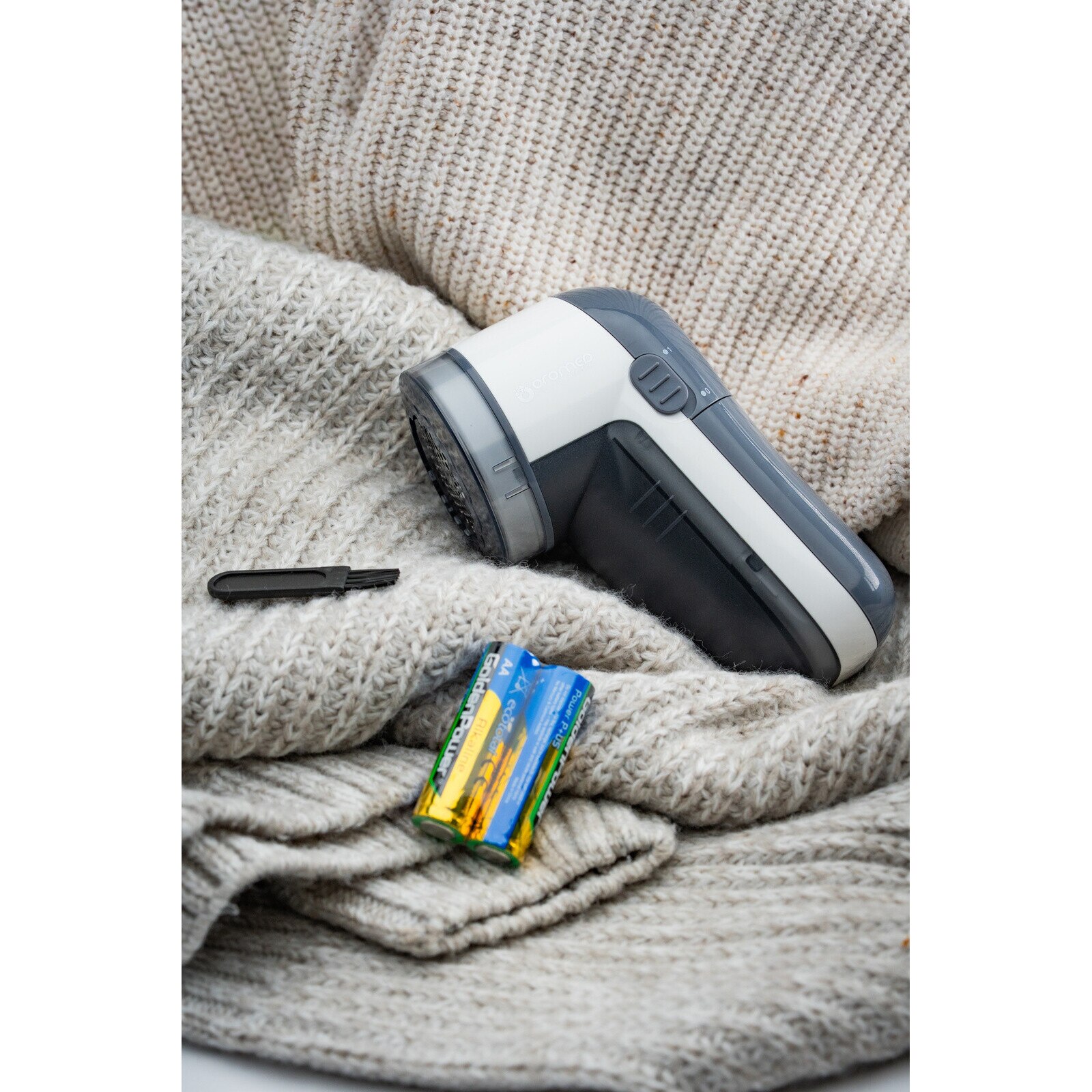 Aparat electric pentru tesaturi OROMED ORO-SHAVER, 3W, design compact, gri