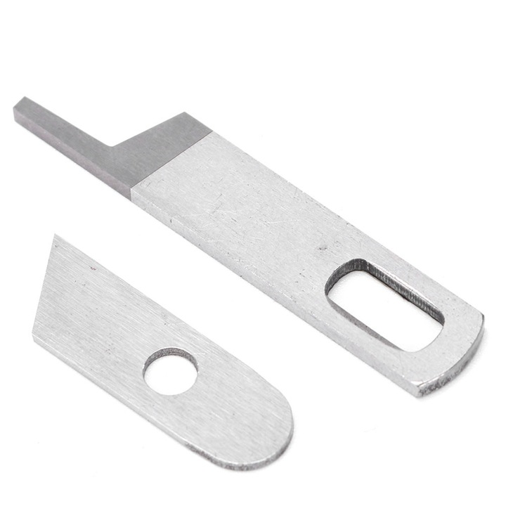 Set cutite pentru overlocker (cutit superior 412585, inferior 550449), compatibil cu Singer, Babylock BL202/BL302/BL400, Consew 14TU854, Elna T-3/T-33/T-34/T-34D, Serge-Mate 300/430/4350D/5030/5949L, metal argintiu, 4 x 0.6 cm / 2.5 x 0.6 cm