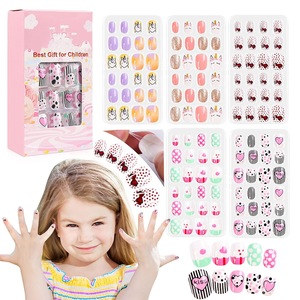 Frumusete, bijuterii si accesorii fetite