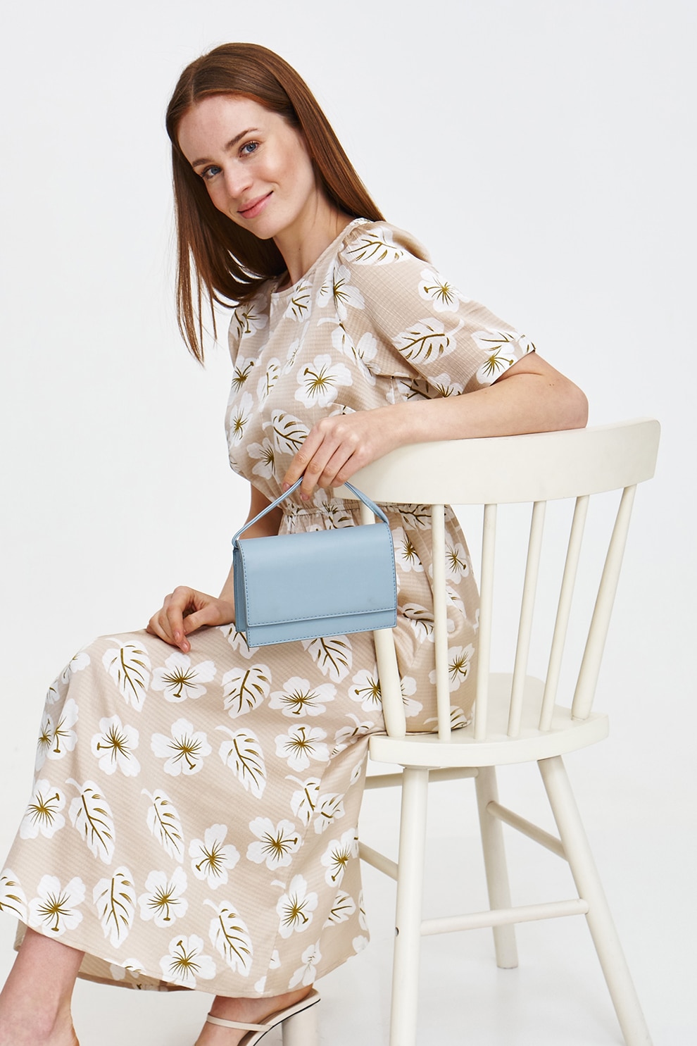 Top Secret, Rochie midi cu croiala in A, model floral si aspect satinat, Alb, Bej, Verde masliniu, 36