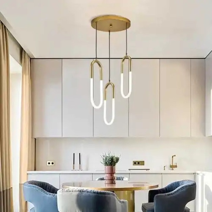 Lustra LED, telecomanda inclusa, aurie, rotunda, 54W, trei tipuri de lumina, calda, neutra si rece, intensitate reglabila, dimensiuni (L, l, h) 30x30x100cm, clasa protectie IP21, montaj tavan