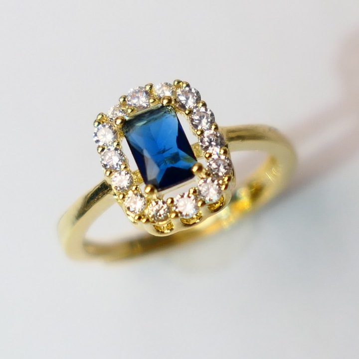 Сапфирен пръстен, Правоъгълен, бели диаманти, позлатено с 14-каратово злато, регулируем