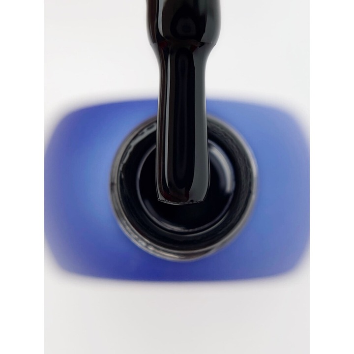 Oja hibrida TOUCH 01, neagra, 9 ml, consistenta usoara, aplicare uniforma