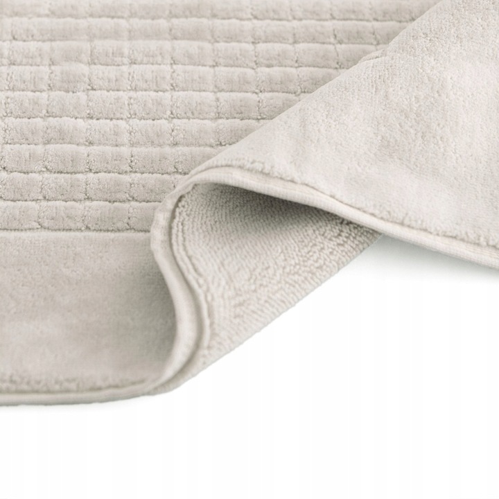 Covor de baie 50x70cm Bej, Softimi, Absorbant, Uscare rapida, Usor de curatat. 100% bumbac egiptean, Gramaj 840g/m², antialergic, delicat si placut la atingere, certificat OEKO-TEX