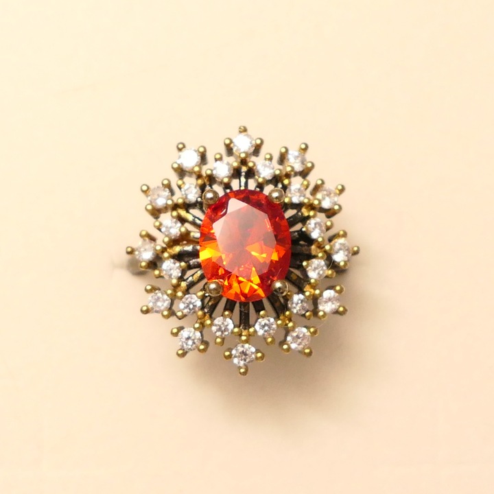 Inel vintage cu rubin, zirconiu rosu, unicat, 19mm