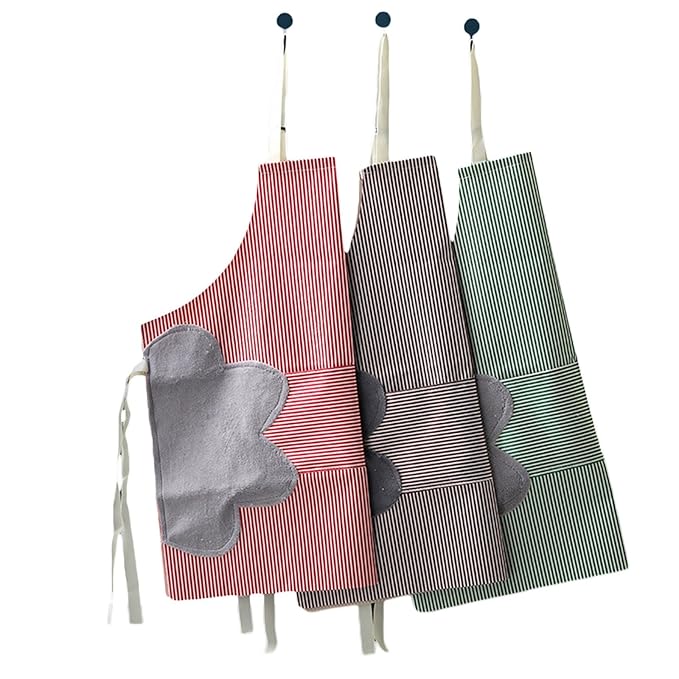 Sort bucatarie cu buzunar/ pieptar si prosop de stergere al mainilor ...