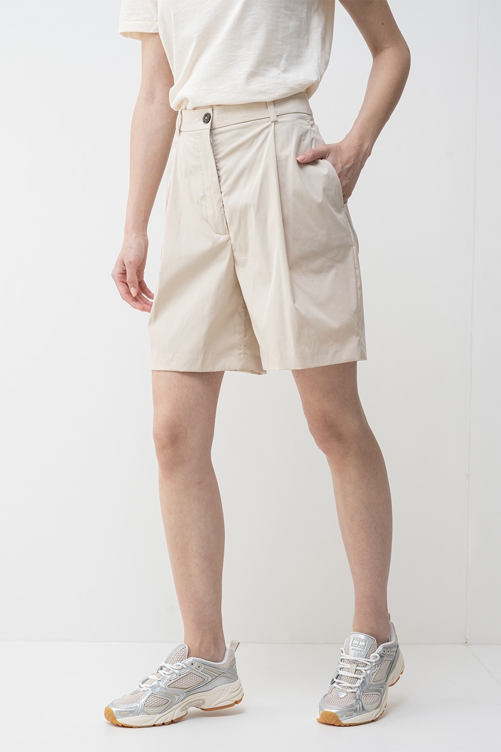 Tommy Hilfiger, Pantaloni scurti cu pliuri, Bej deschis, 38