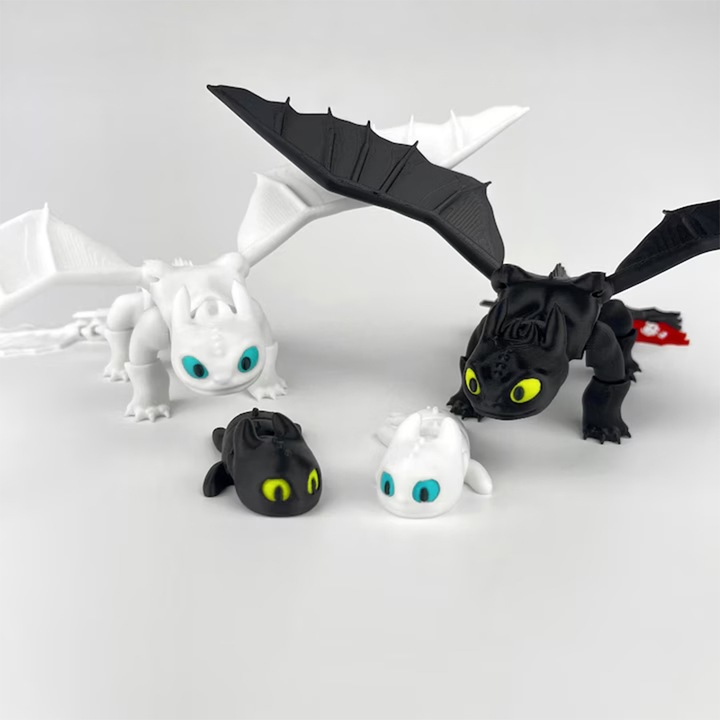 Комплект 3D фигурки на семейство Rqiurpn, Беззъба и лека ярост - Как да си дресираш дракон, 22 см