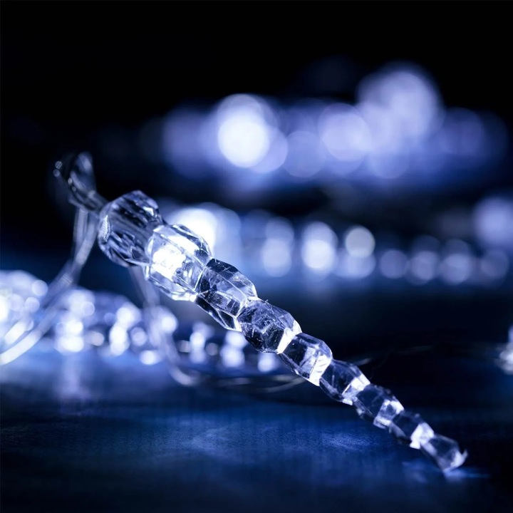 Осветителна инсталация с 10 LED крушки с батерии Turturi 1.70m - студено бяло