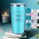 Set cadou pentru femei, 8 Produse premium, Cadonique®, Patura pufoasa, Cana termos inox, Lumanare parfumata, Masca de somn, Sosete fine, Agenda A5, Rola masaj, Gua Sha, Cutie eleganta, Cadouri pt ea, dama, mama, iubita, sotie, iubita, sora