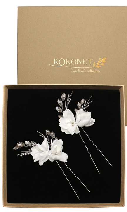 Agrafe florale argintii cu zirconiu flori boho realizate manual ACE par