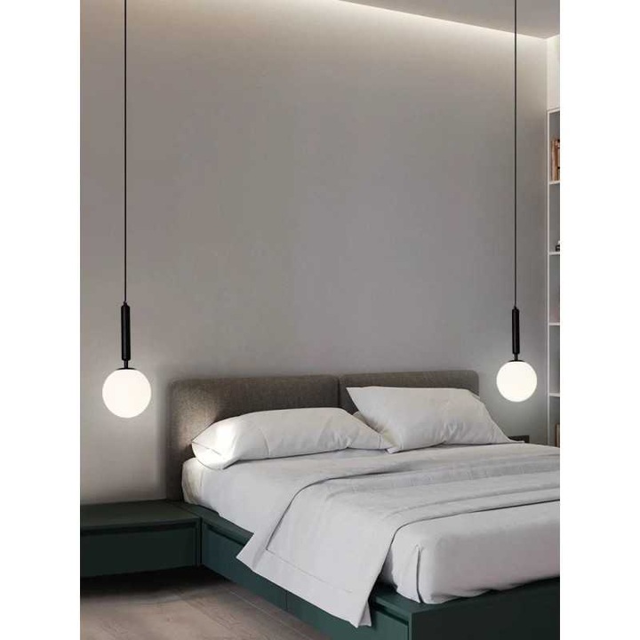 Lustra SUEVA® Pe Calbu Negru Cu Glob Mat Alb E27 maxim 60W