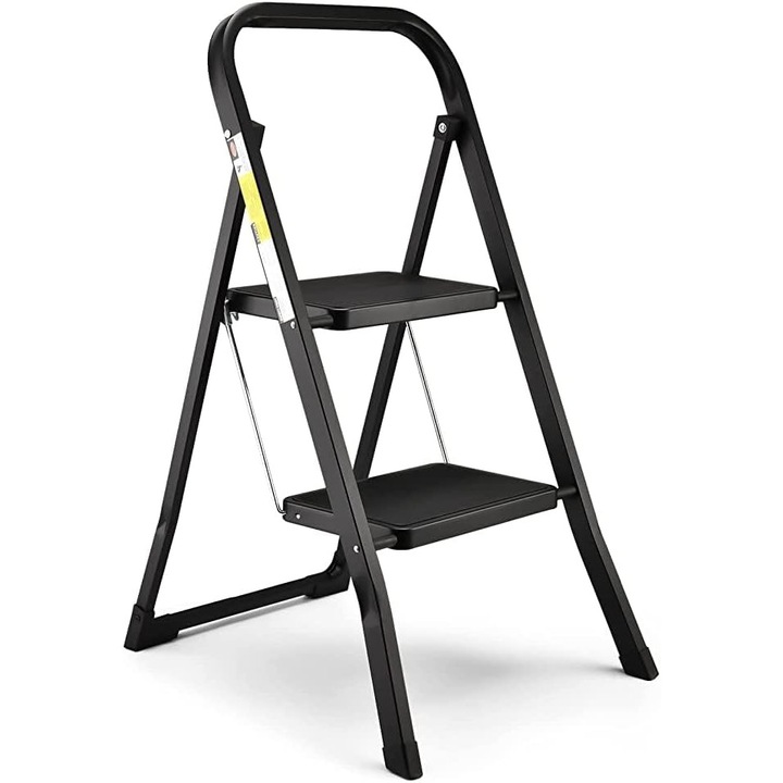 HBTower kétlépcsős létra, csúszásgátló, hordozható és robusztus, teherbírása 150 kg, fekete