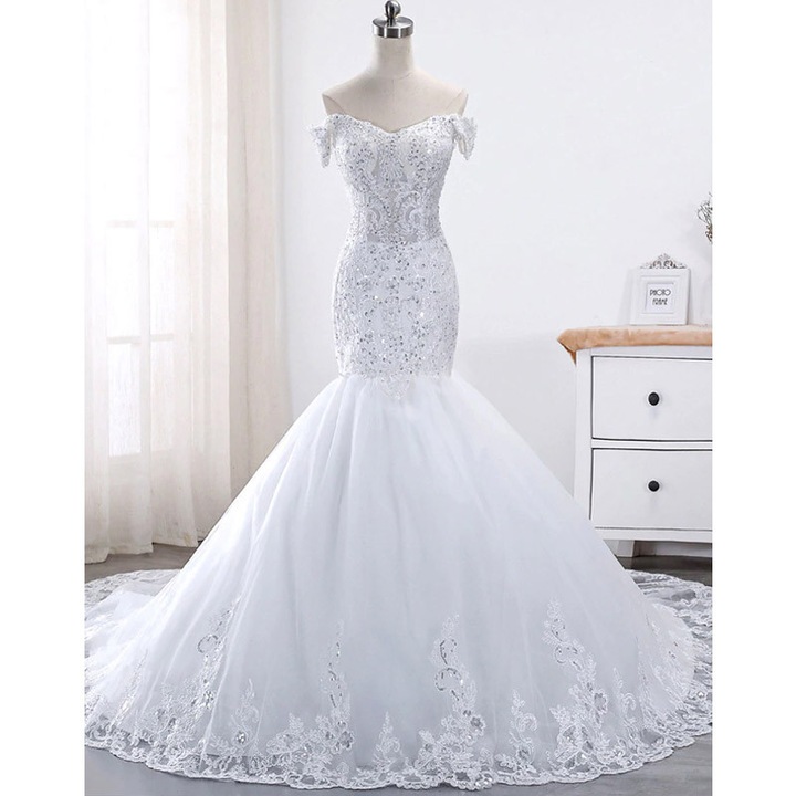 Rochie mireasa Amarelia colectia Avangarde, 38