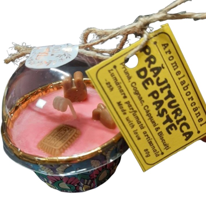 Ароматна свещ кекс, Великденска бисквитка – слива, коняк, ягоди, бисквити, аромелаборканел, ръчна изработка, естествен восък, 80гр.