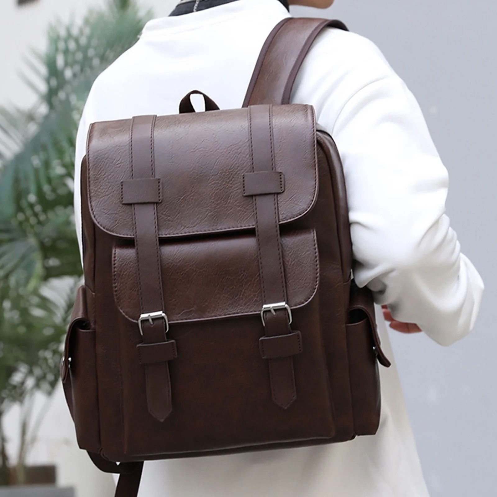 Rucsac din piele pentru laptop, 15.6 inch, maro, pentru birou si calatorii, capacitate mare