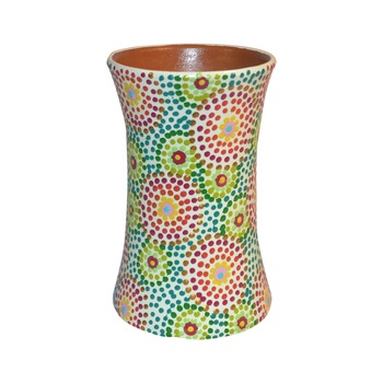 Vaza ceramica impermeabilizata, tip clepsidra, pictata manual si semnata, colectia cercuri pe alb Vaza ceramica impermeabilizata, tip clepsidra, pictata manual si semnata, colectia cercuri pe alb