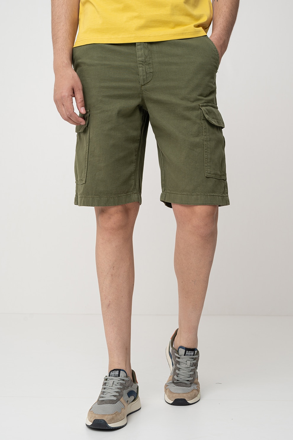 United Colors of Benetton, Bermude cargo cu talie medie, Verde inchis, 52
