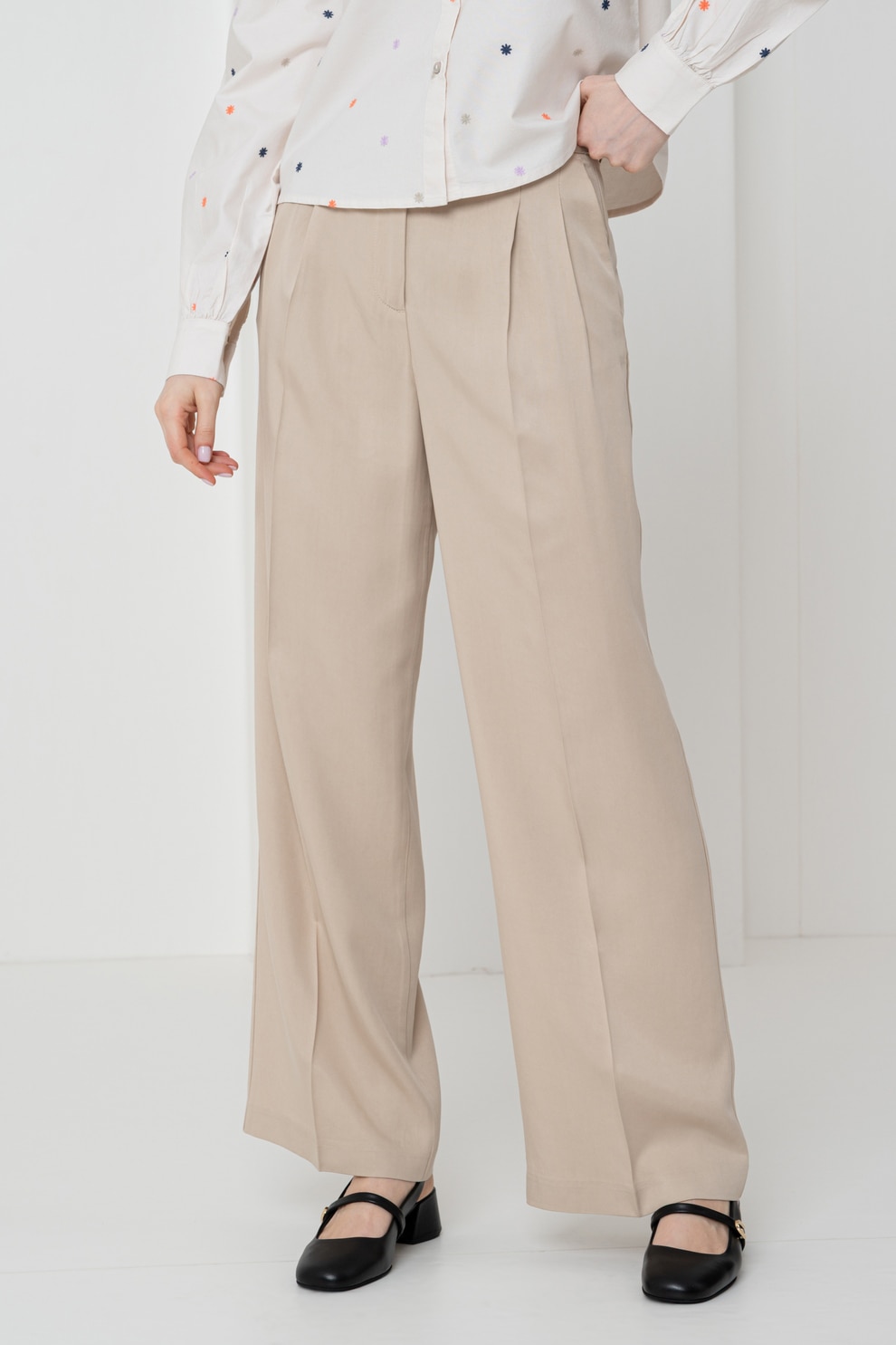 United Colors of Benetton, Pantaloni din lyocell cu croiala ampla, Bej, 42