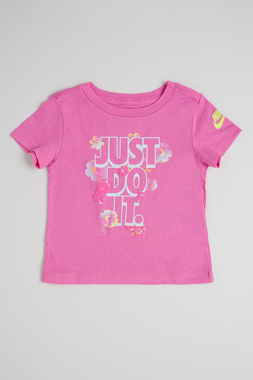 Nike, Tricou cu mesaj si model floral, Alb, Galben, Roz deschis, 98-104 CM