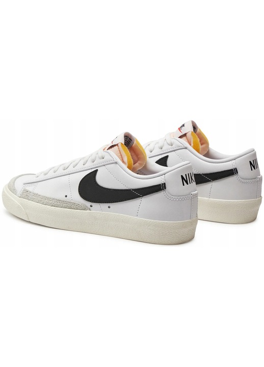 Pantofi Sport, Nike, Blazer Low 77 Vintage, Alb, Pentru Barbati, Material 75% Bumbac, 18% Poliester, 6% Nailon, 1% Elastan, Confortabil, Manopera De Inalta Calitate, Material Interior Piele, Material Talpa Cauciuc, Imprimare Strada, Marime 36
