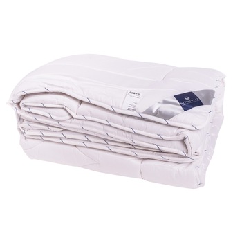 Pilota Billerbeck Wool Classic, 135 x 200, umplutura 100% lana, 1400 gr Pilota Billerbeck Wool Classic, 135 x 200, umplutura 100% lana, 1400 gr