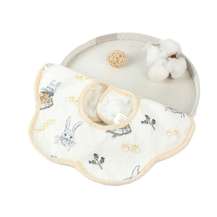 Baveta Tip Floare, Leski, din Bumbac, pentru Copii 0-12 Luni, Rezistenta la apa, cu Capse, Model cu Iepurasi, 26 x 29 cm, Alb