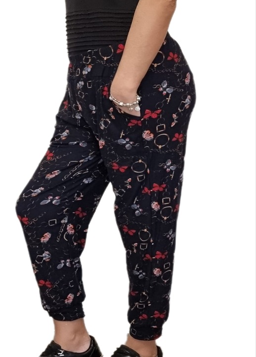 Pantaloni dama, de vara, cu buzunare, negri cu flori, model 4