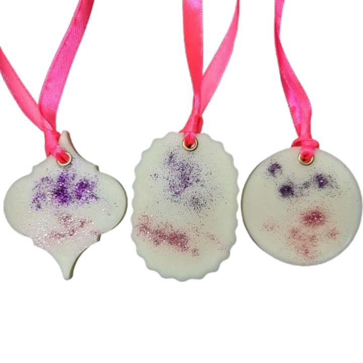 Комплект от 3 ароматизирани гардеробни таблетки, освежител за въздух, японска вишна - сакура, бергамот, аромелаборканел, ръчна изработка, натурален восък с аромат на соя, 70 г