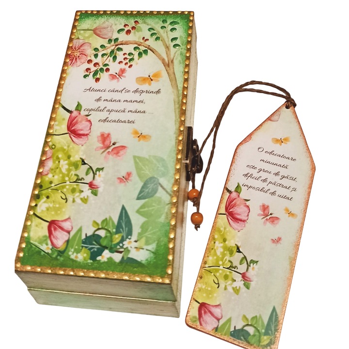 Set cadou personalizat cu mesaj pentru educatoare, format din penar si semn de carte confectionate din lemn si decorate manual