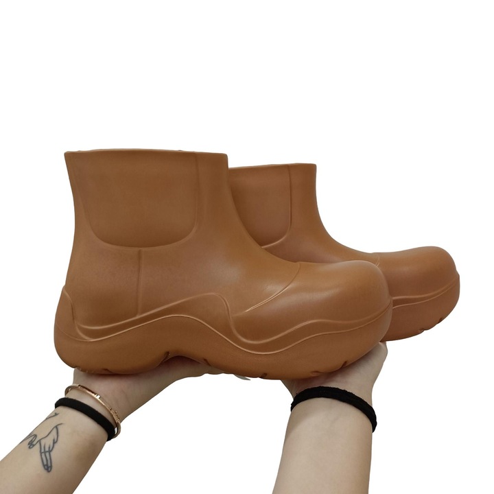 Női vízálló, vastag szárú, rövid gumicsizma, barna, 40-41 EU