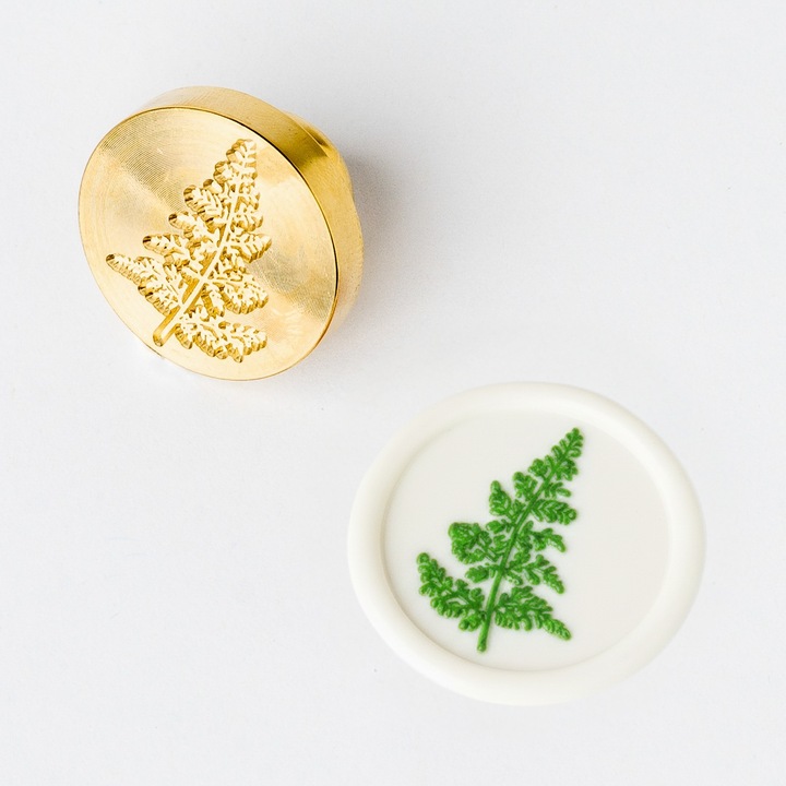 Stampila pentru sigilii de ceara, Mariart, model Feriga, capat din alama, diametru 2.5cm, antiaderenta, pentru invitatii nunta, botez, artizanat, plicuri, papetarie evenimente