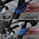 Kit pentru Curatarea si Lubrifiere Lantului si Pinionului Bicicletei RETOO HandyTools, pentru Bicicleta, Degresant 350ml, Ulei Lubrifiant 2x100ml, 6 Piese Perii Speciale, Intretinere Transmisie, Ungere Precisa, Accesorii Intretinere Bicicleta