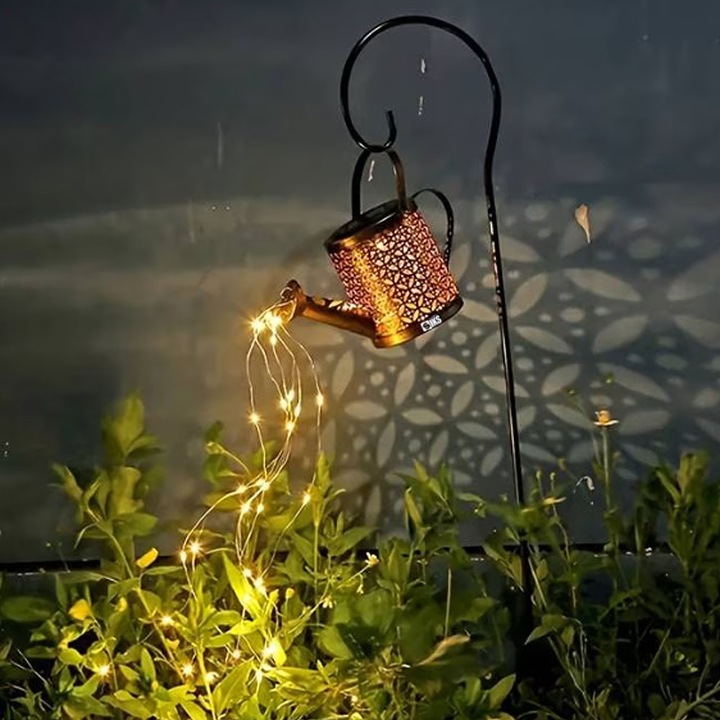 Lampa Decorativa De Gradina SIKS Cu Incarcare Solara, Model Stropitoare Cu Lumini Care Imita Curgerea Apei Pentru Decor, 60 Leduri, Rezistenta La Apa, Lumina Alb Cald, 23 x 10 x 81 cm, Culoare Bronz