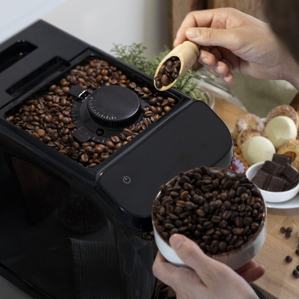 CECOTEC Cremmaet Macchia masina automata de cafea Negru si roz