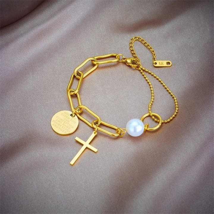 Bratara aurie, din otel inoxidabil, suflata cu aur 18k, cu perla si cruciulita, Elvia C3