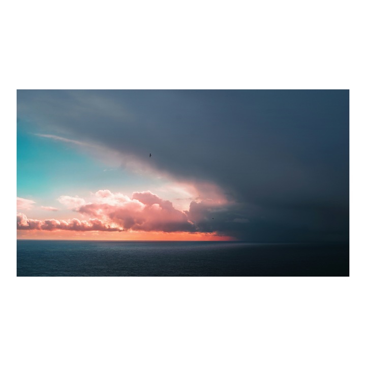 Картина на платно, „Небето среща морето.“, Небе, Облаци, Залез, Океан, Контраст, Светлина, Тъмнина, Силует, Хоризонт, Цвят, 39 x 26 cm