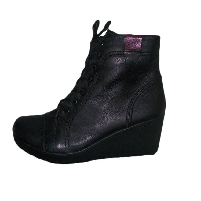 Ghete clasice cu talpa tip pana si design rosu, D&J Exclusive, Negru