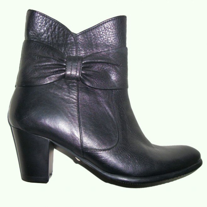 Botine de toamna,D&J