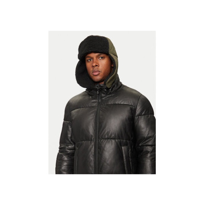 Caciula barbati, Woolrich, 304478840, Poliester, Multicolor, Multicolor