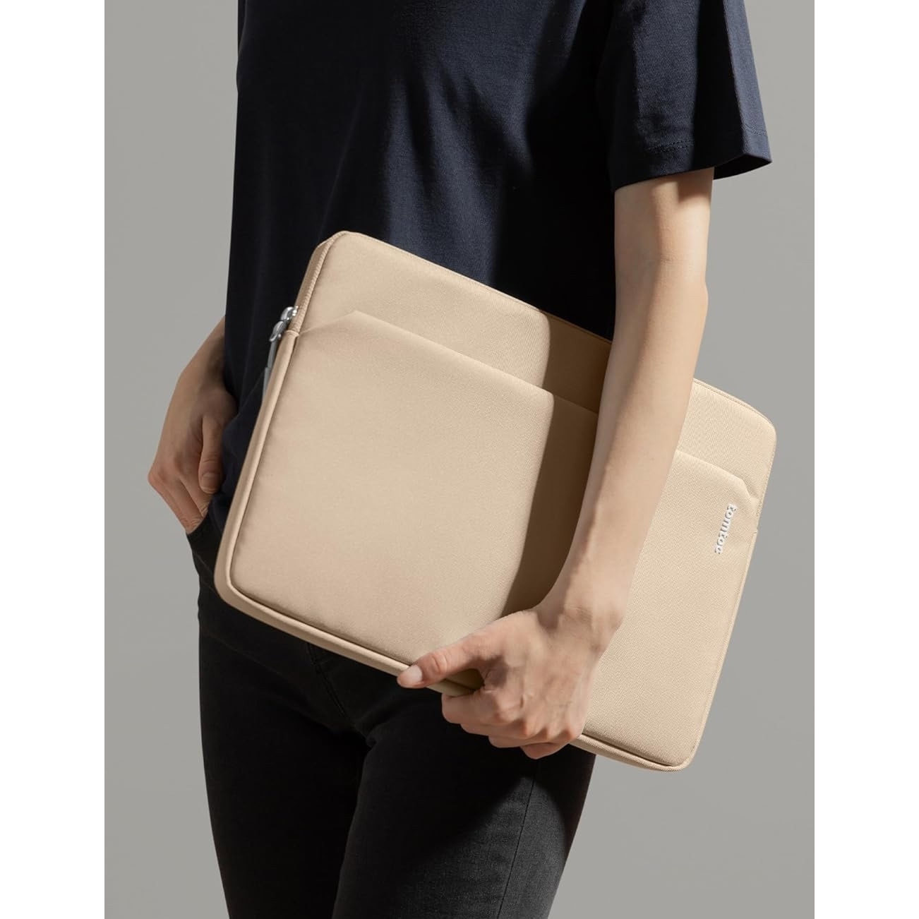 Husa Tomtoc Light-A18 Sleeve Pentru Laptop / Macbook Pro / Air, 14 inch, Nisip